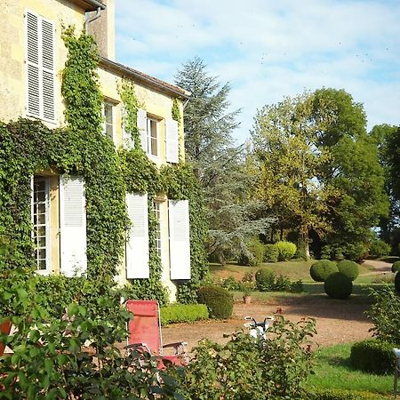 Gentilhommiere De Lurcy Le Bourg Bed and Breakfast Exterior foto