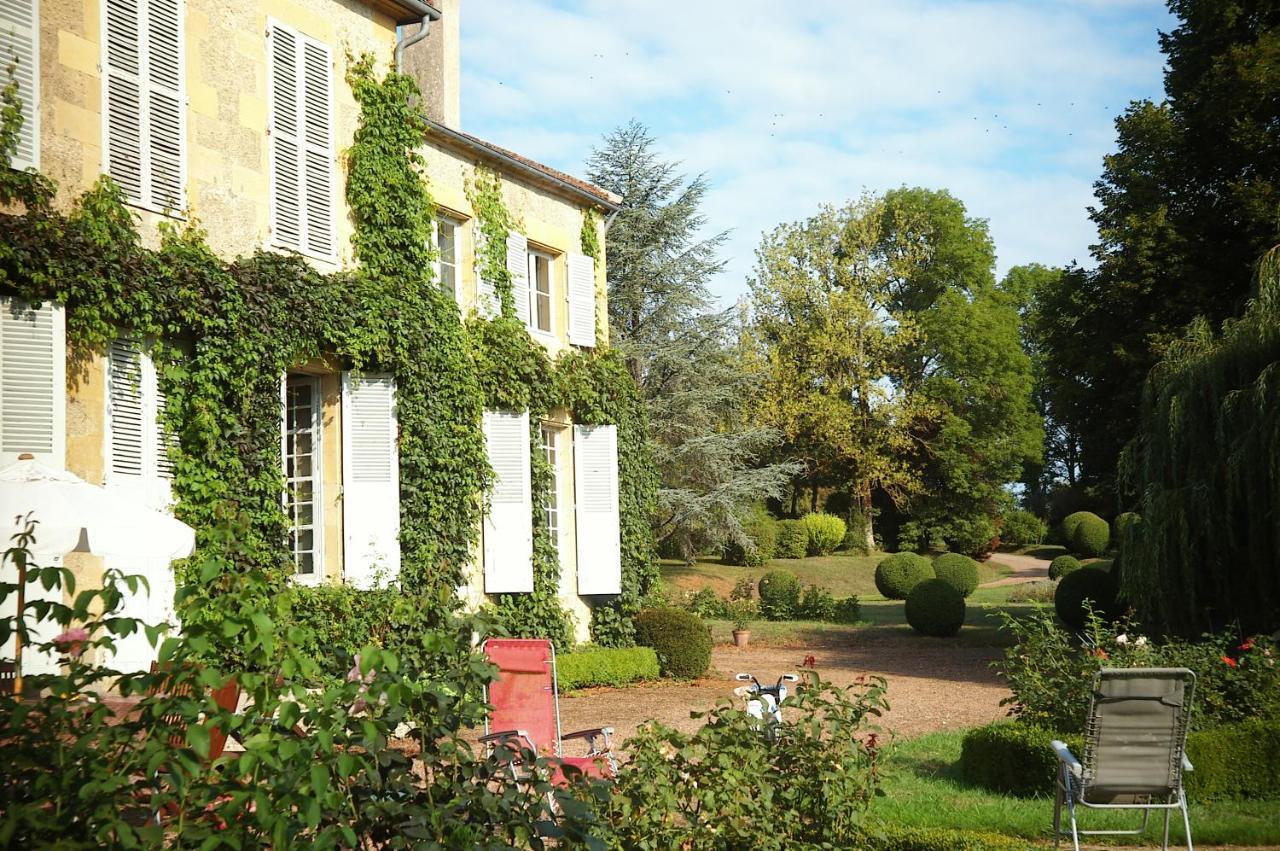 Gentilhommiere De Lurcy Le Bourg Bed and Breakfast Exterior foto